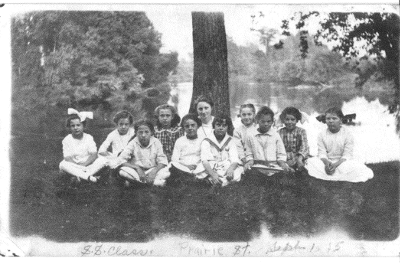 Sunday school picnic, September 1, 1915, Edna Grosh, teacher. 